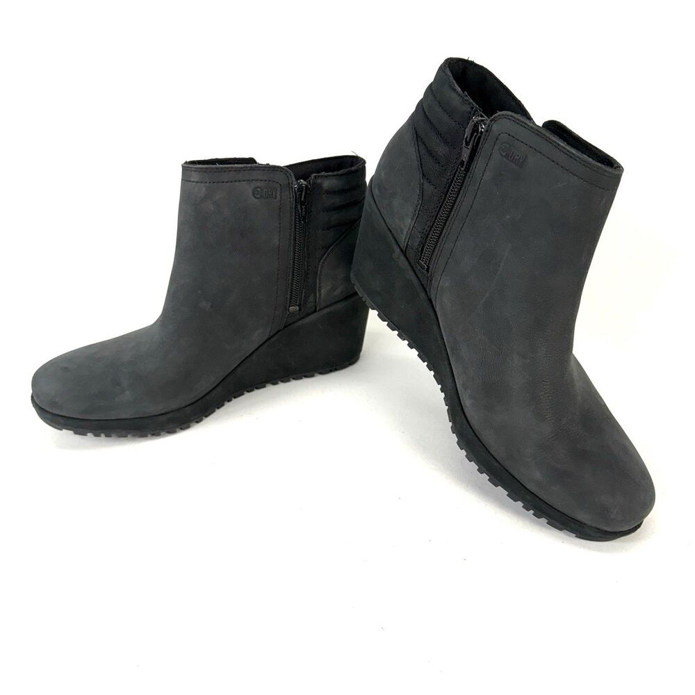 Merrell Tremblant Wedge Bluff Boots Women's 11 Black Suede Waterproof Bootie